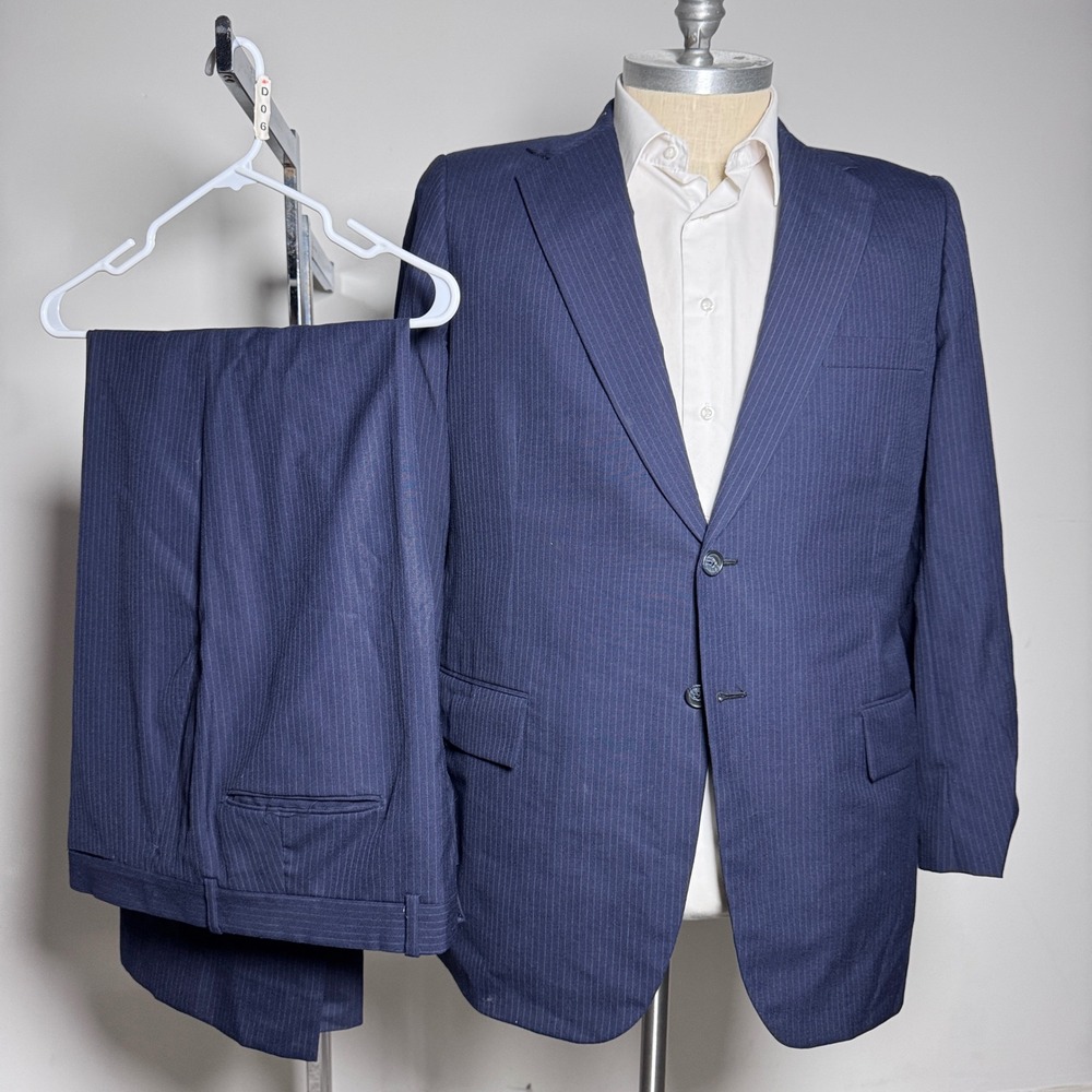 Tom James Suit Mens 44L 38W Navy Blue Pinstripe Wool Two Button Single Vent